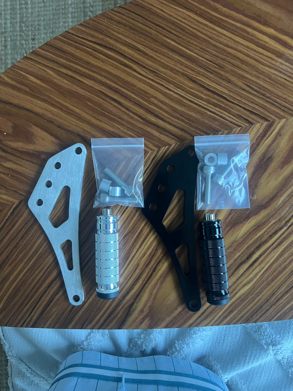 Surron light bee x foot lock