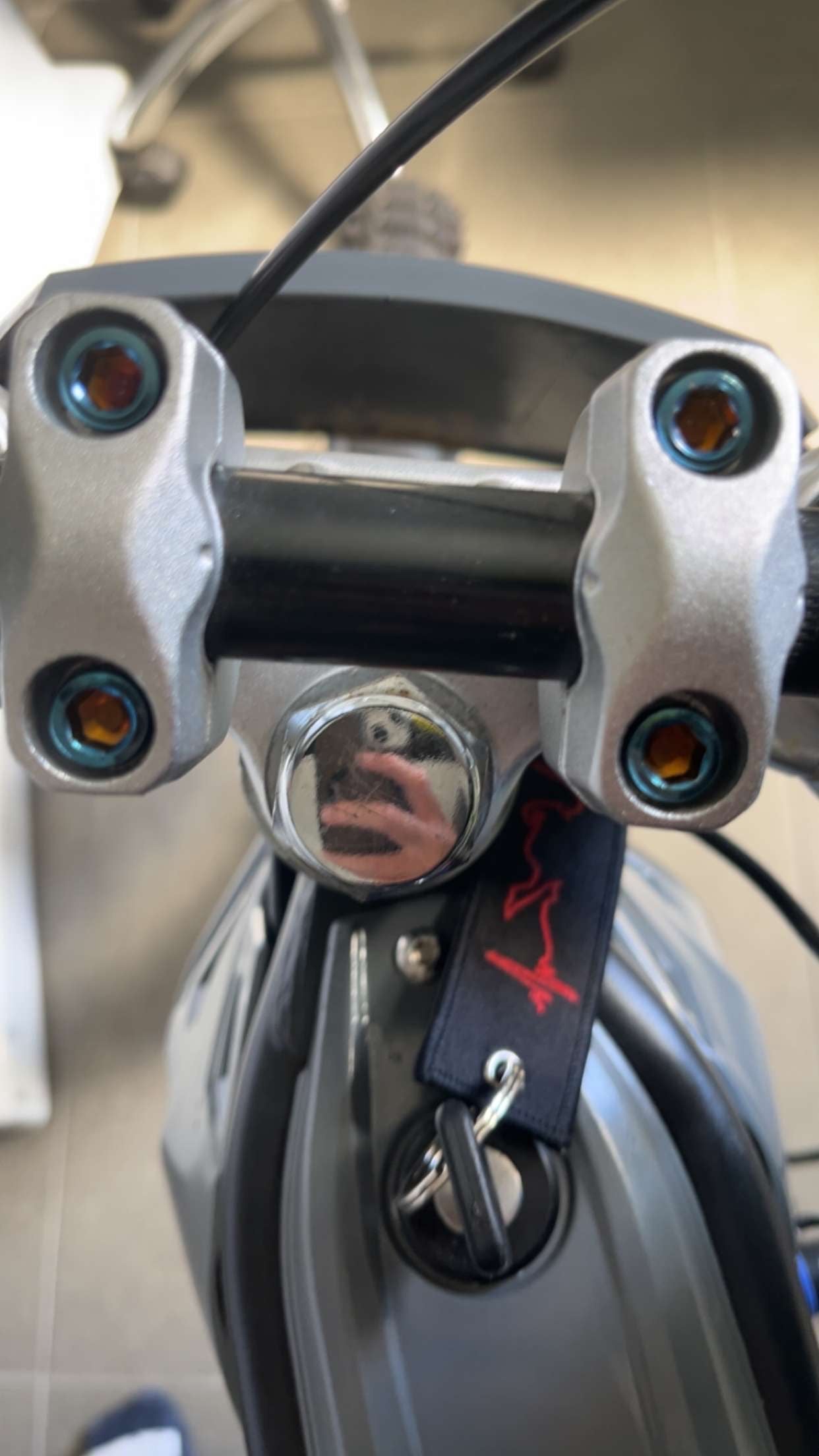 Ebox 2.0 & Ultra Bee Direct-Mount Titanium Bolts  4-Piece